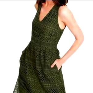 EUC Banana Republic Olive Green Lace Shift Dress Size 2P